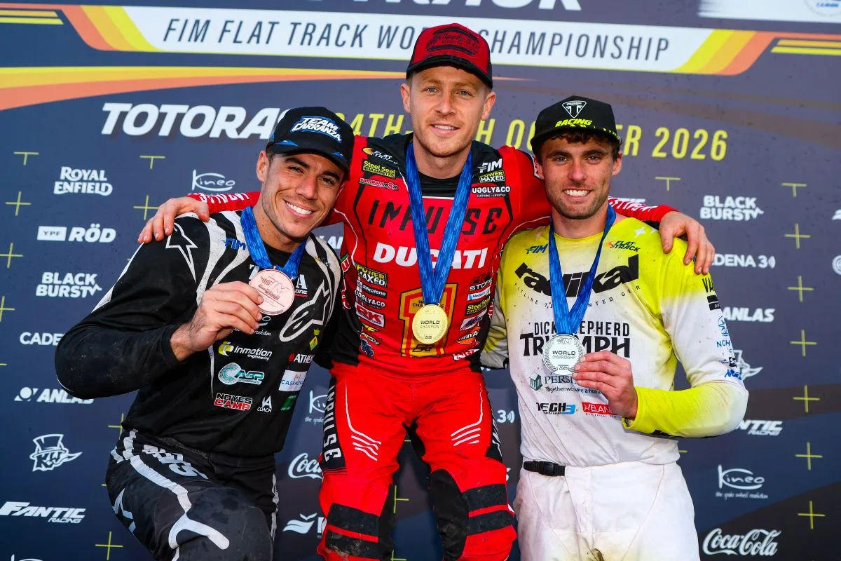 Gerard Bailo, Tim Neave and Jack Bell celebrate the 2026 FIM Flat Track championship medals at Totoras.