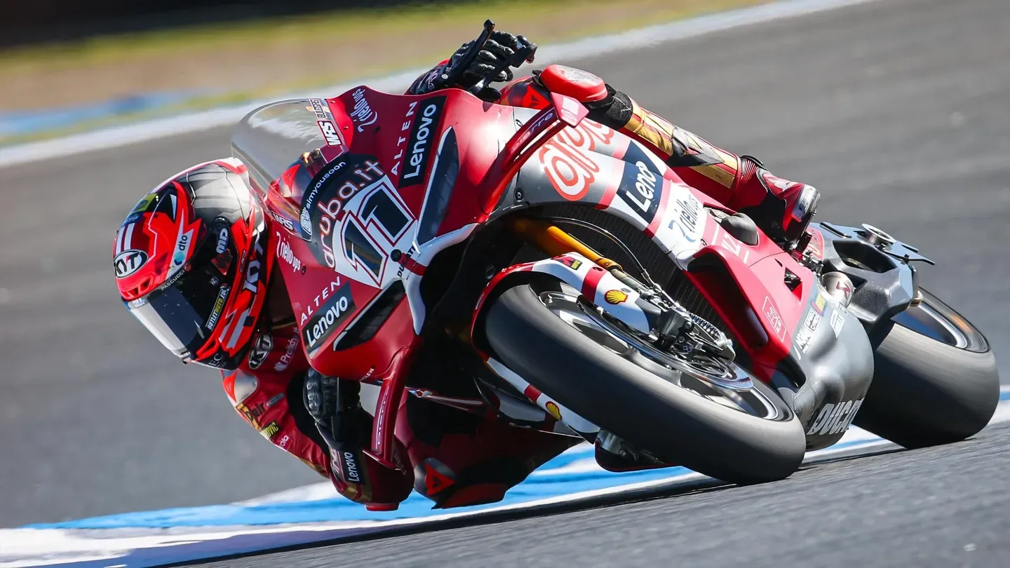 Nicolò Bulega racing the Ducati Panigale V4 R at Estoril