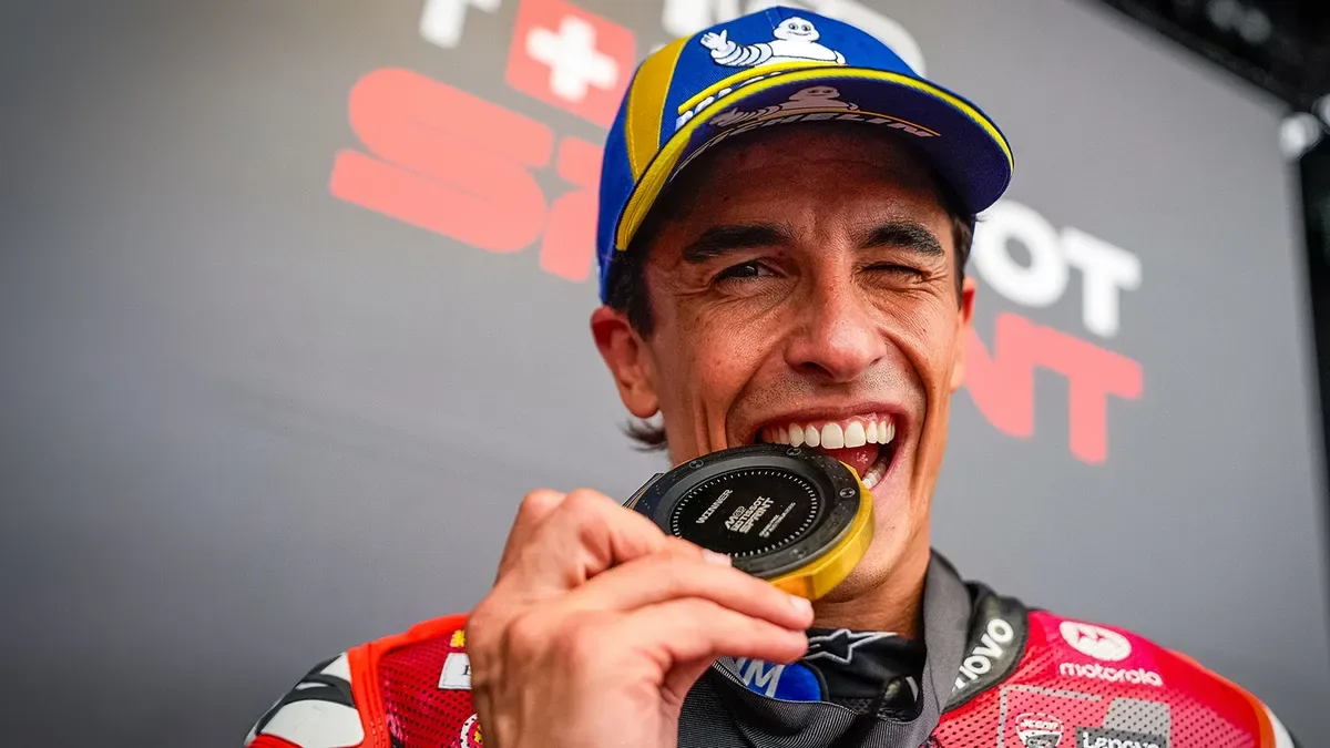 Marc Márquez celebrates with his Sprint medal at the 2026 Australian Grand Prix at Phillip Island.
