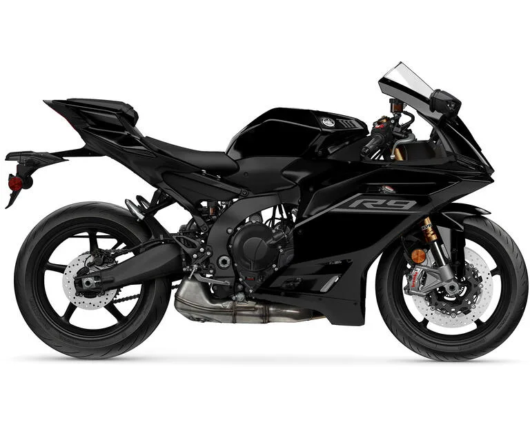 Black 2027 Yamaha YZF-R9 in Raven, one of the model families on Québec’s provisional high-risk list